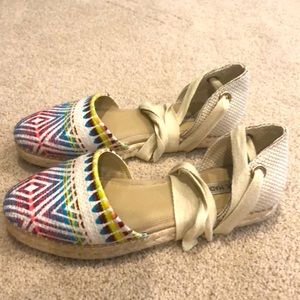 Steve Madden wrap shoes